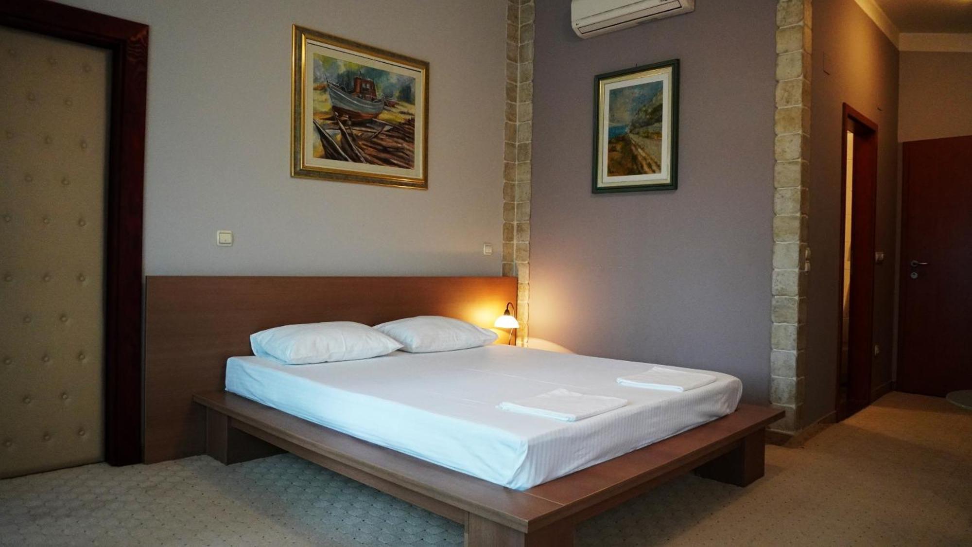 Hotel Vila Ivankovic Buna エクステリア 写真