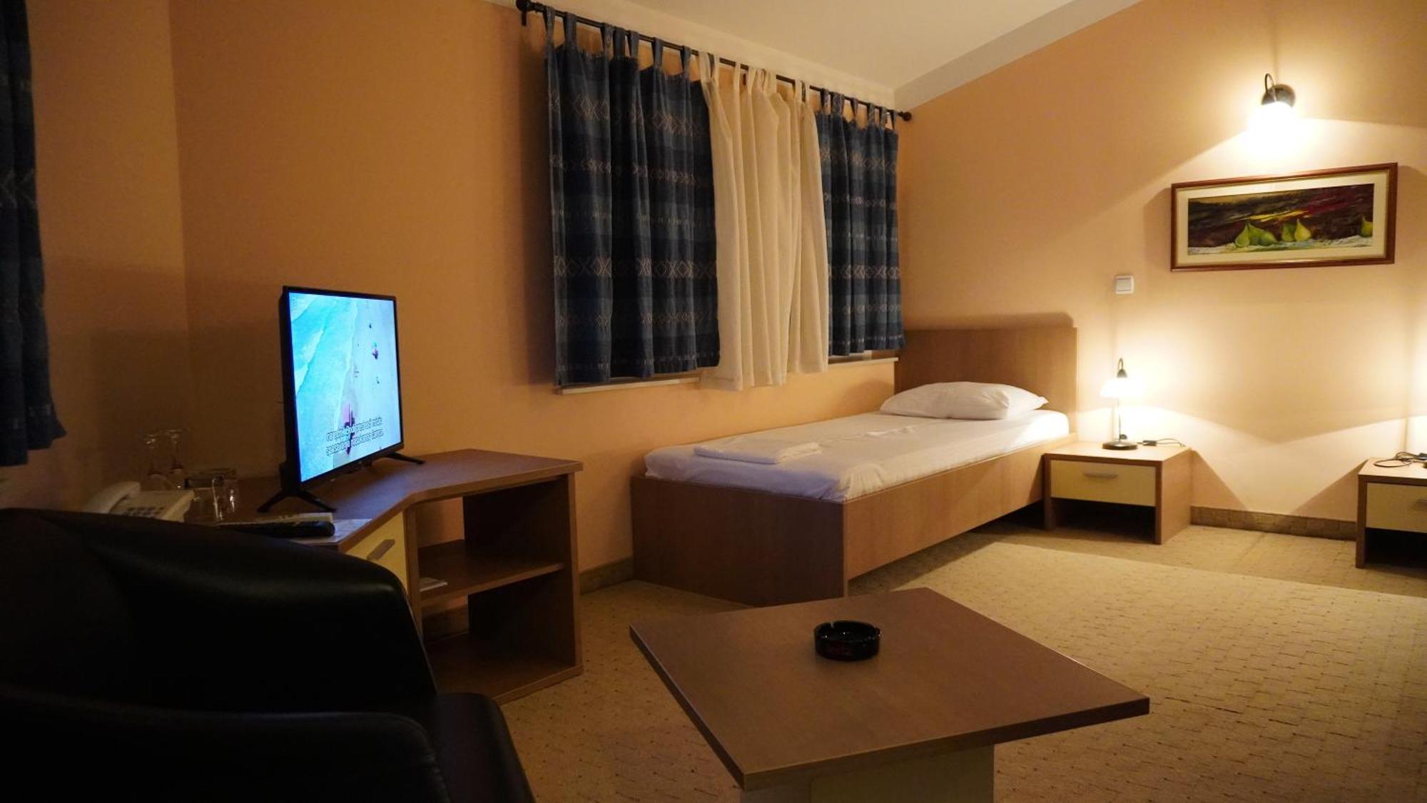 Hotel Vila Ivankovic Buna エクステリア 写真